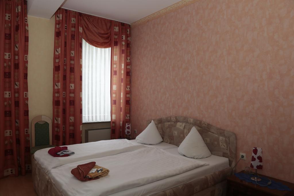 Hotel Sessellift Coblenza Habitación foto