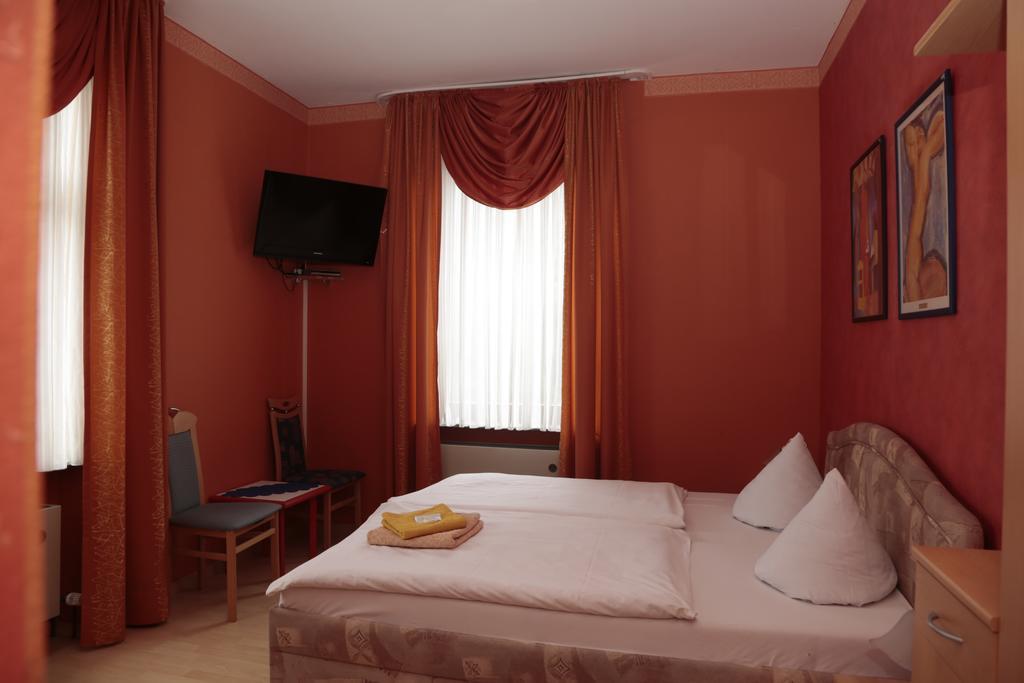Hotel Sessellift Coblenza Habitación foto